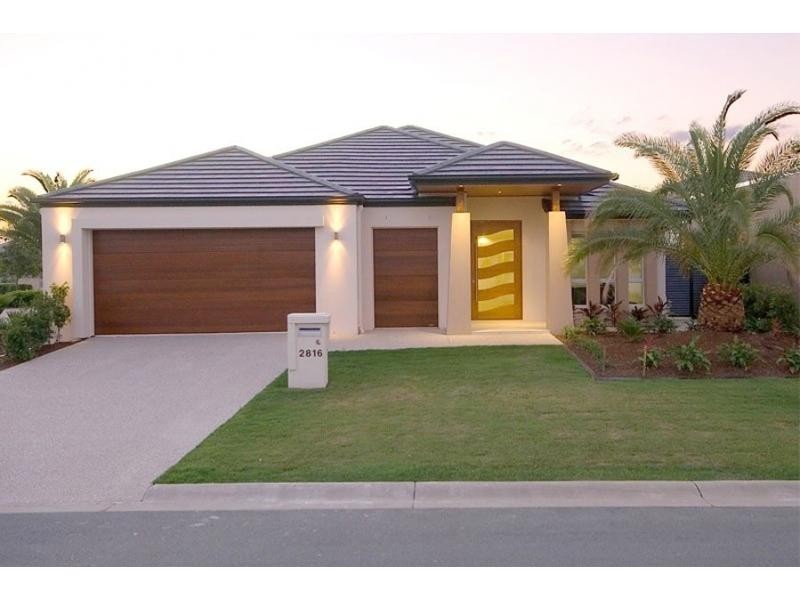 2816 Gracemere Circuit East, Hope Island QLD 4212