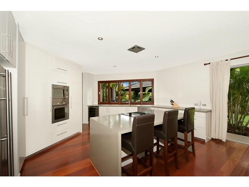 42 River Cove Place, Helensvale QLD 4212