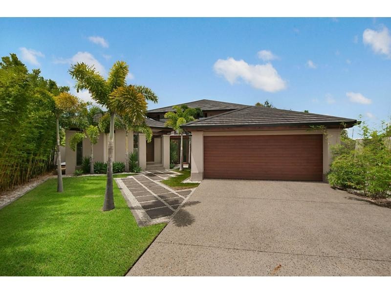 42 River Cove Place, Helensvale QLD 4212
