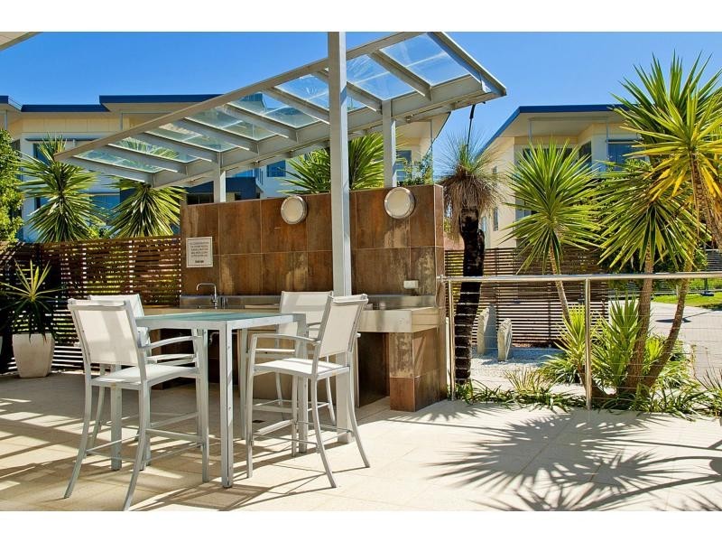Hope Island QLD 4212