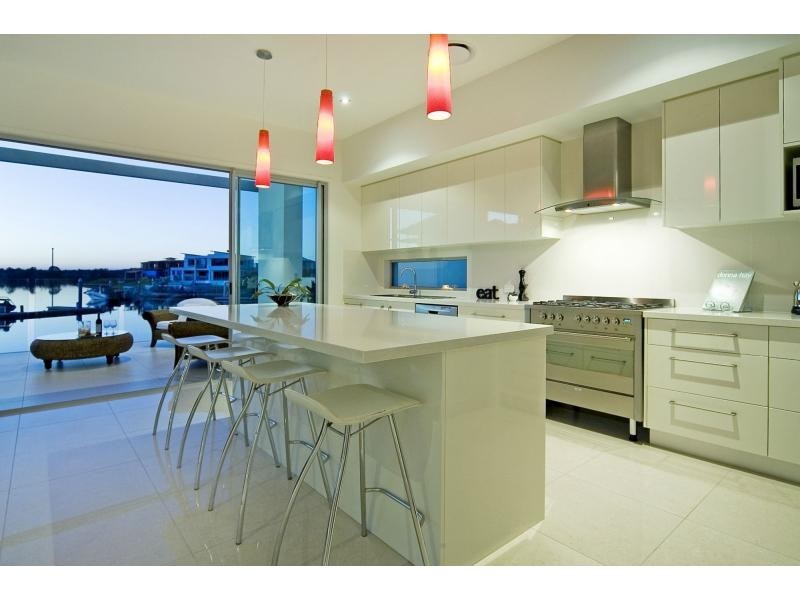 6 Riverlinks Boulevard, Helensvale QLD 4212