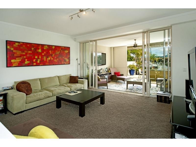 Unit 1755/1700 Rialto Quay Drive, Hope Island QLD 4212