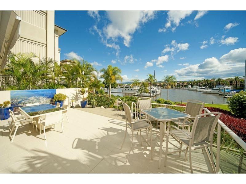 Unit 1755/1700 Rialto Quay Drive, Hope Island QLD 4212