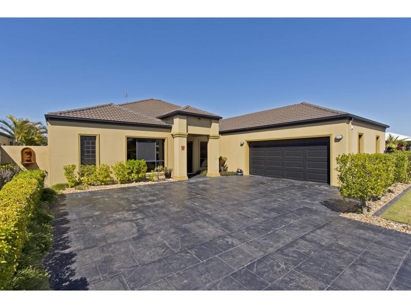 17 Eastpark Waters, Monterey Keys QLD 4212