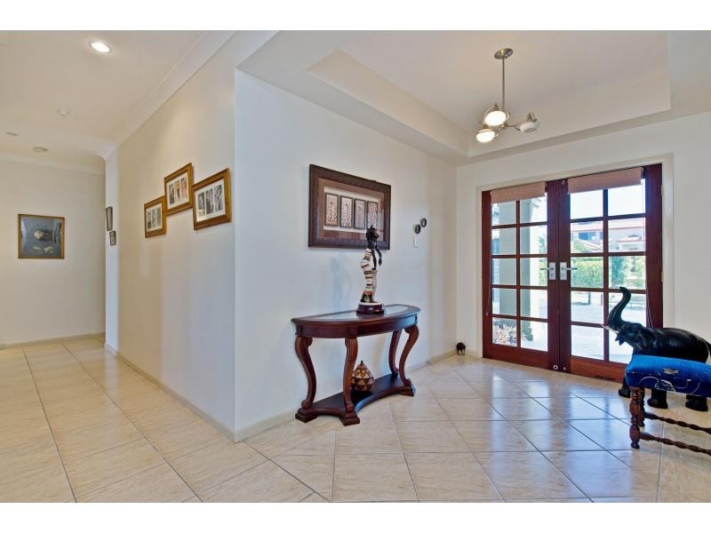 17 Eastpark Waters, Monterey Keys QLD 4212