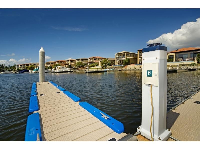 555 Oyster Cove Promenade, Oyster Cove QLD 4212