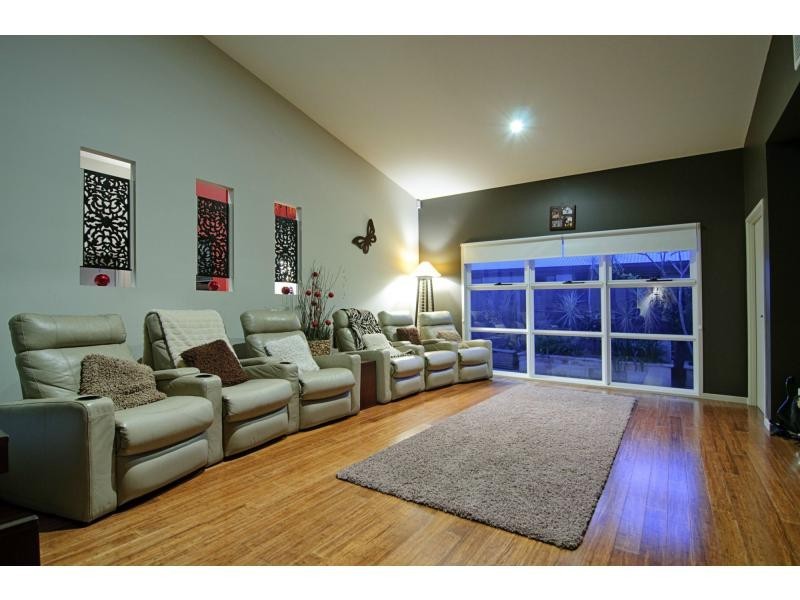 25 Brindabella Close, Coomera Waters QLD 4209