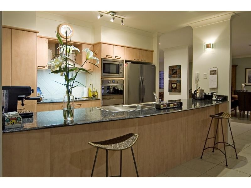 Hope Island QLD 4212