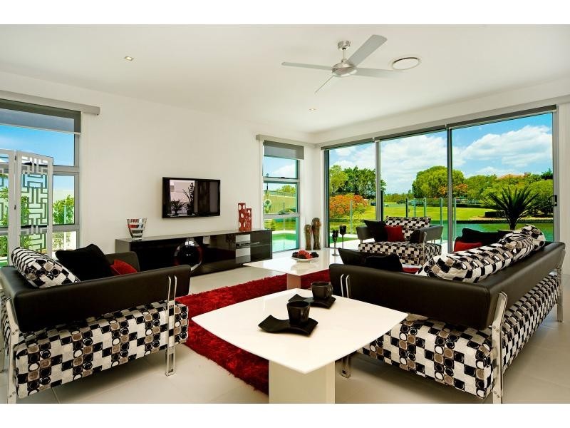 7424 Ellensbrook Drive, Hope Island QLD 4212