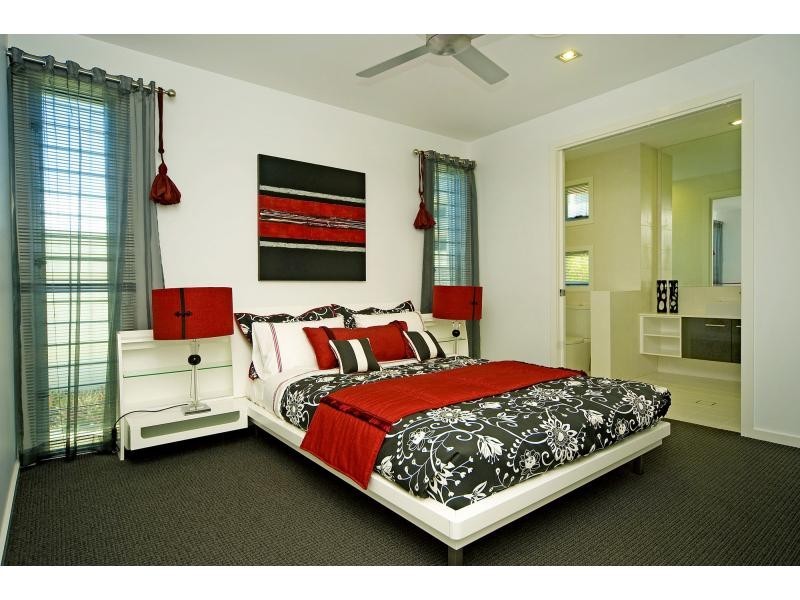 7424 Ellensbrook Drive, Hope Island QLD 4212