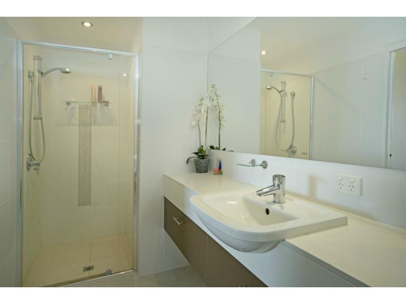 1401/2 Activa Way, Hope Island QLD 4212