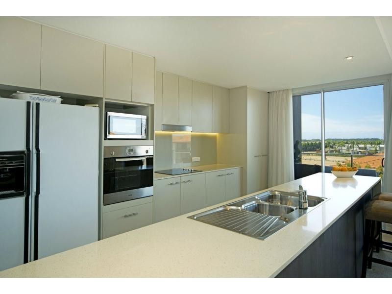 1401/2 Activa Way, Hope Island QLD 4212