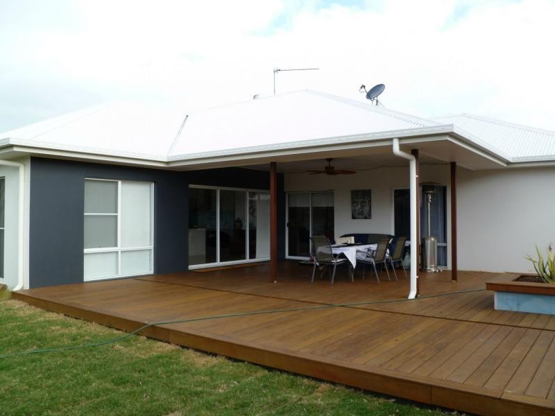 Hope Island QLD 4212