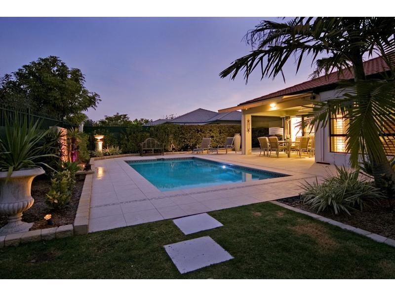 Hope Island QLD 4212