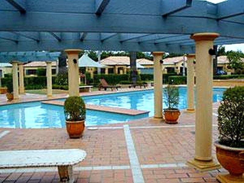 Hope Island QLD 4212