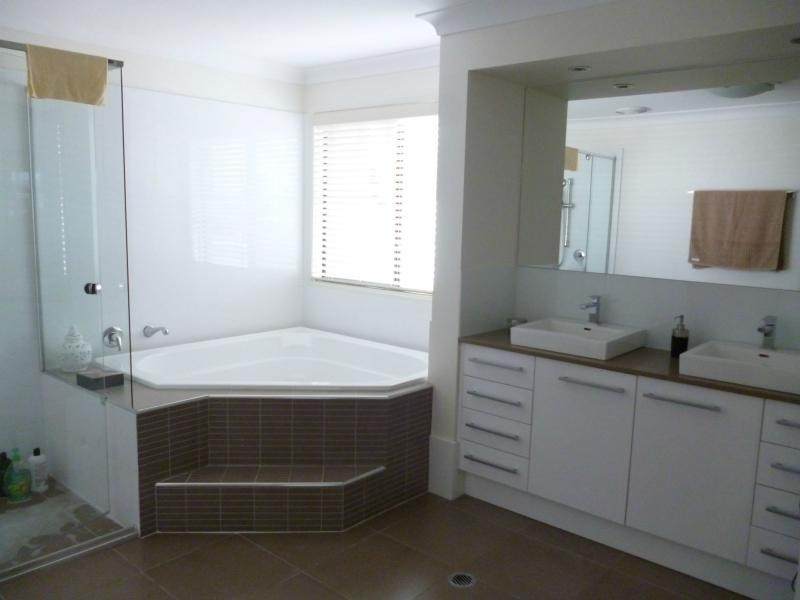 Monterey Keys QLD 4212