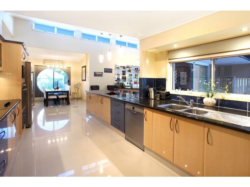 44 Clarence Drive, Helensvale QLD 4212