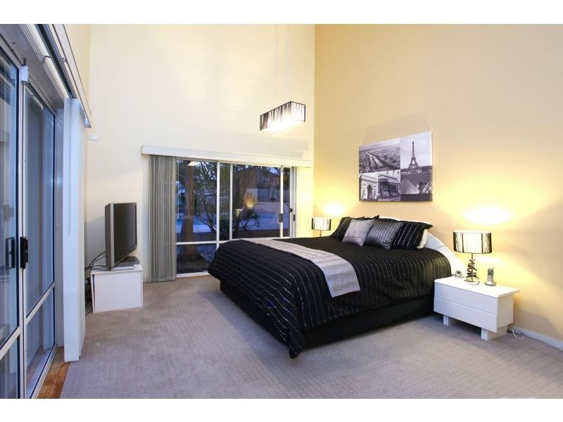 44 Clarence Drive, Helensvale QLD 4212