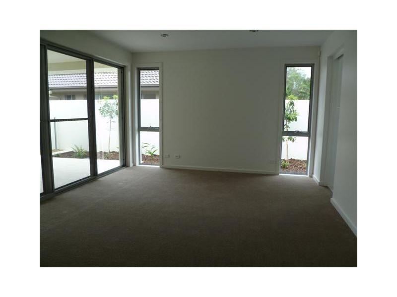 Hope Island QLD 4212