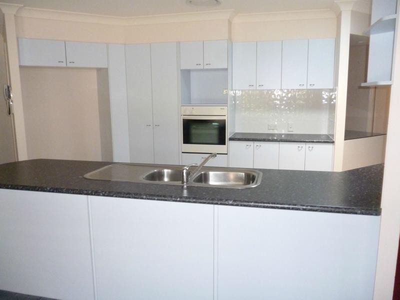 Hope Island QLD 4212