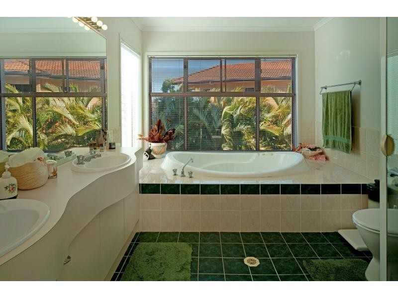 13 Westlake Court, Monterey Keys QLD 4212