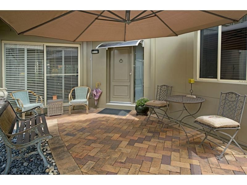 8133 Magnolia Drive, Hope Island QLD 4212