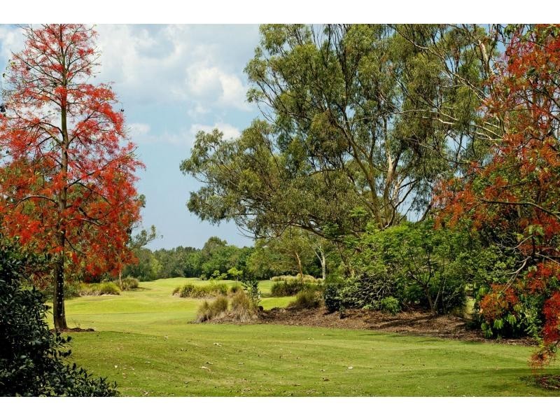 8133 Magnolia Drive, Hope Island QLD 4212