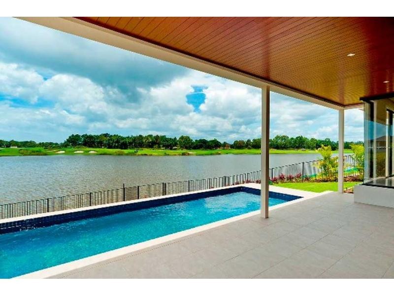 6176 Murten Court, Hope Island QLD 4212