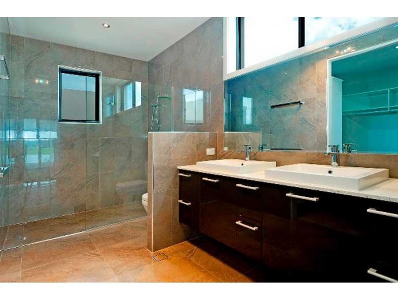 6176 Murten Court, Hope Island QLD 4212