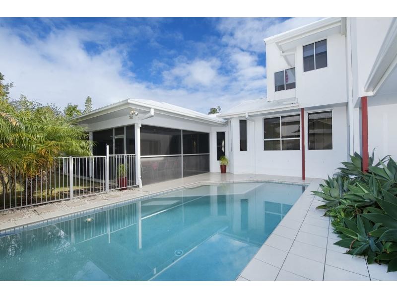 21 Buccaneer Way, Coomera Waters QLD 4209