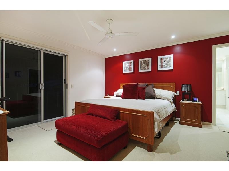 21 Buccaneer Way, Coomera Waters QLD 4209