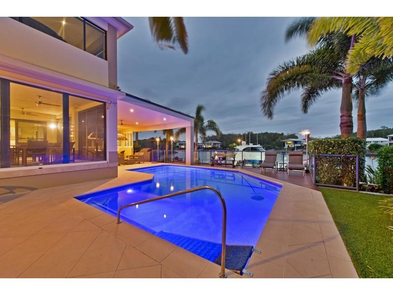 30 Buccaneer Way, Coomera Waters QLD 4209