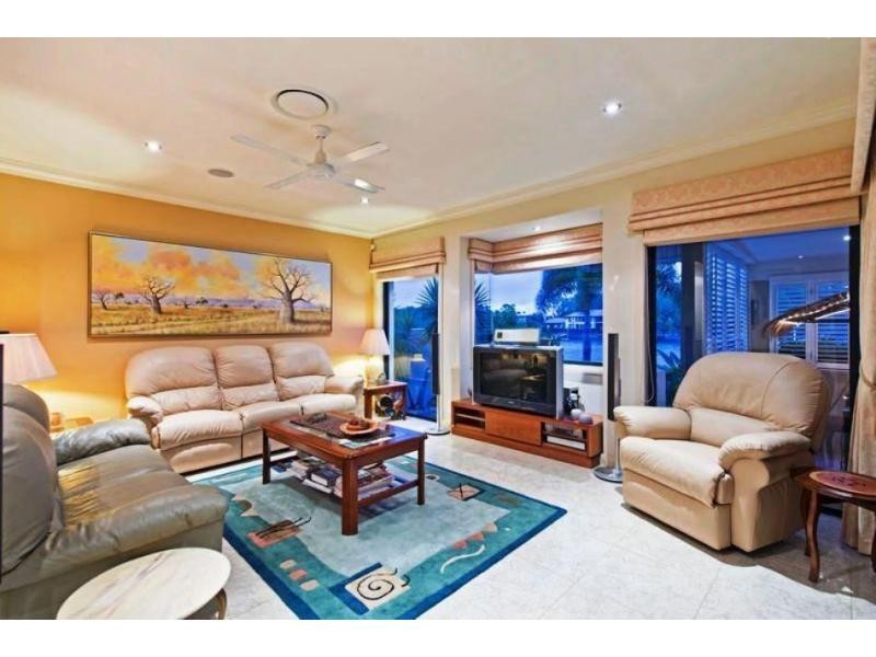 30 Buccaneer Way, Coomera Waters QLD 4209