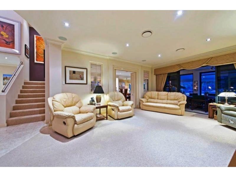 30 Buccaneer Way, Coomera Waters QLD 4209