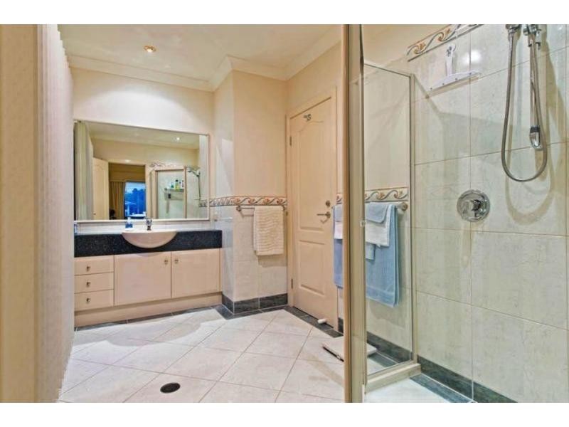 30 Buccaneer Way, Coomera Waters QLD 4209