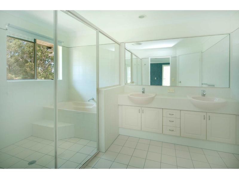 Hope Island QLD 4212