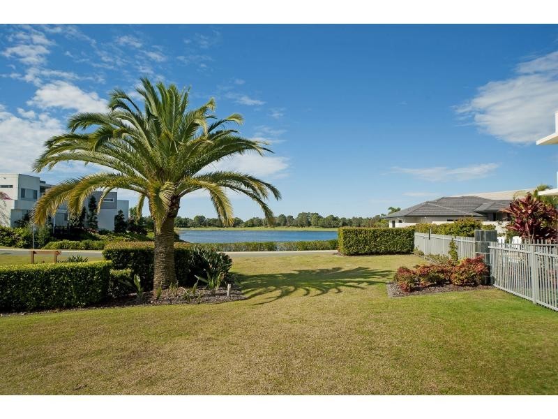 6039 Lucerne Circuit, Hope Island QLD 4212