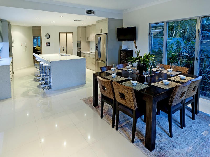 1050 Rosebank Way, Hope Island QLD 4212