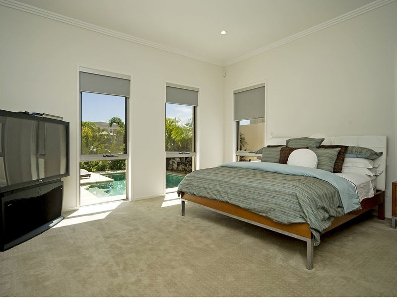 6159 Bolsena Circuit, Hope Island QLD 4212