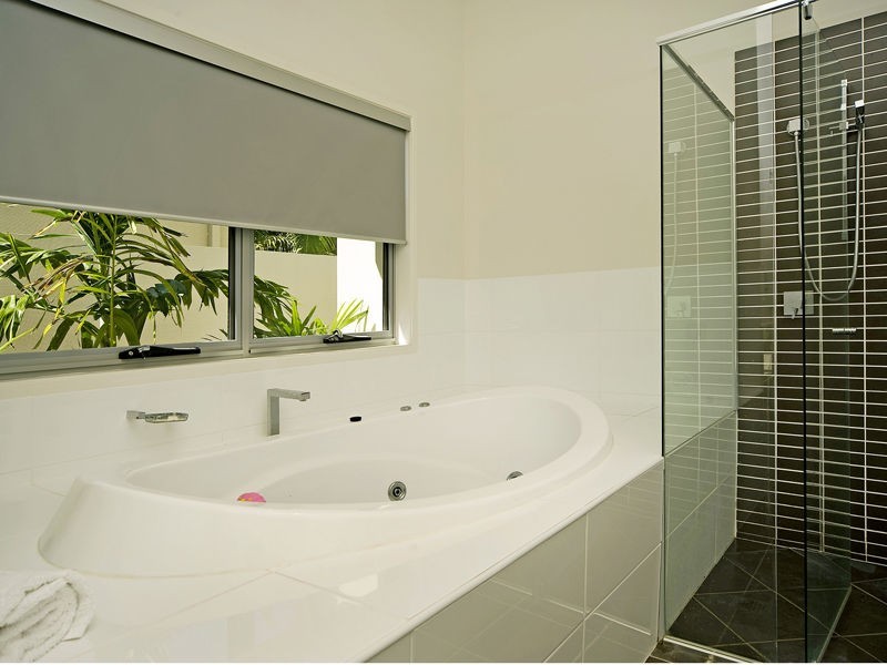 6159 Bolsena Circuit, Hope Island QLD 4212