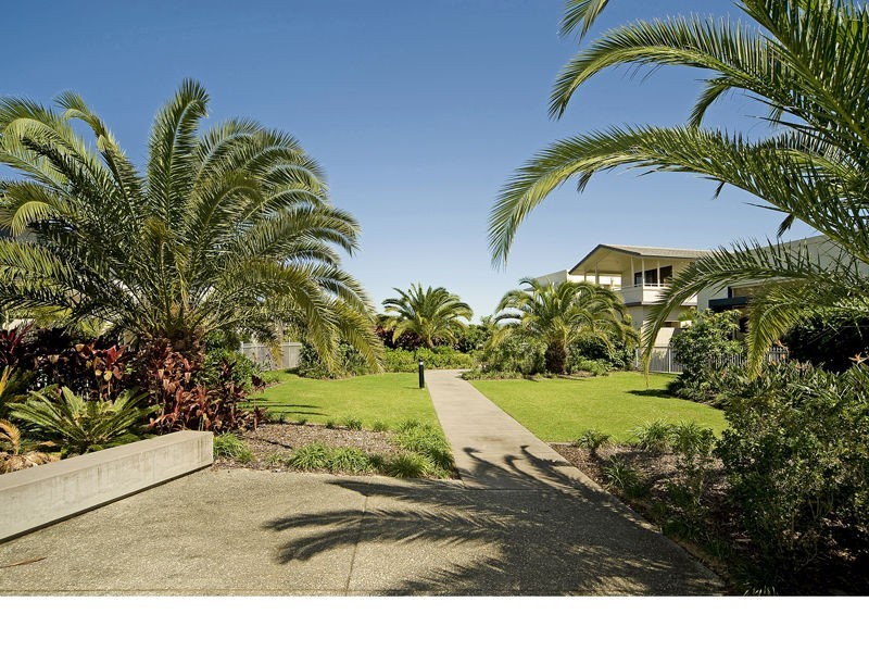 6159 Bolsena Circuit, Hope Island QLD 4212
