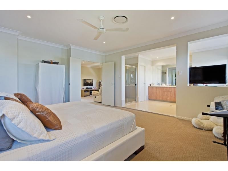 78 The Peninsula , (Monterey Keys), Helensvale QLD 4212