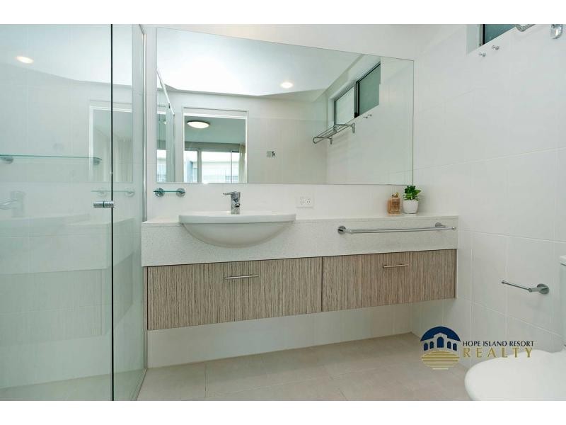 2214 Activa Way, Azzura Greens, Hope Island QLD 4212