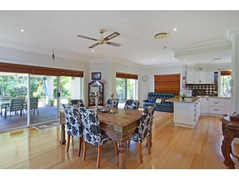 1004 Rosebank Way, Hope Island QLD 4212