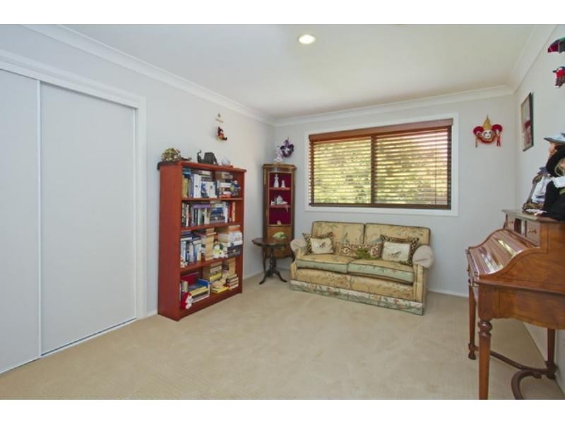 1004 Rosebank Way, Hope Island QLD 4212