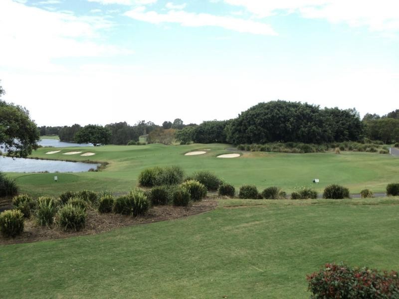 Hope Island QLD 4212