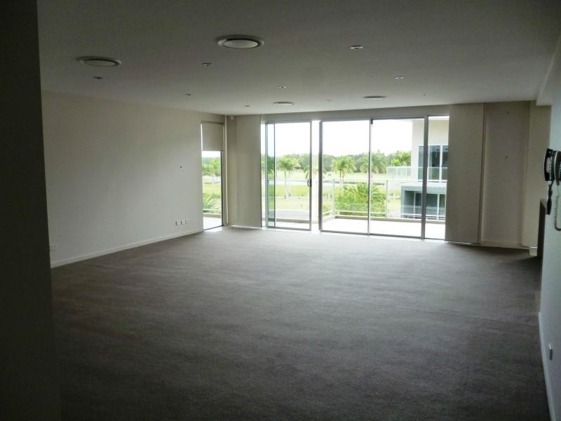 Hope Island QLD 4212