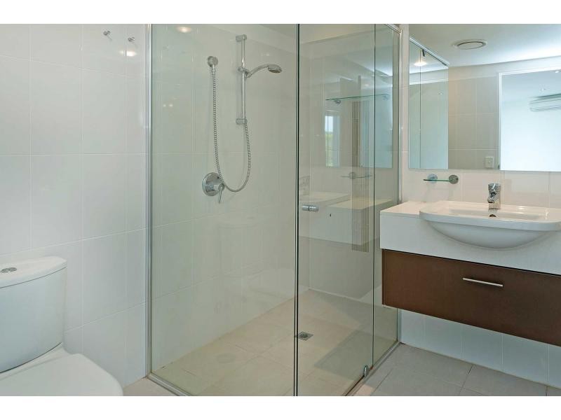 Unit 2201/2 Activa Way, Azzura Greens, Hope Island QLD 4212