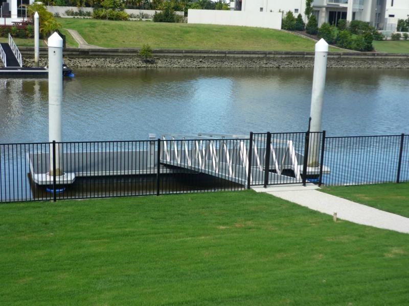 Hope Island QLD 4212