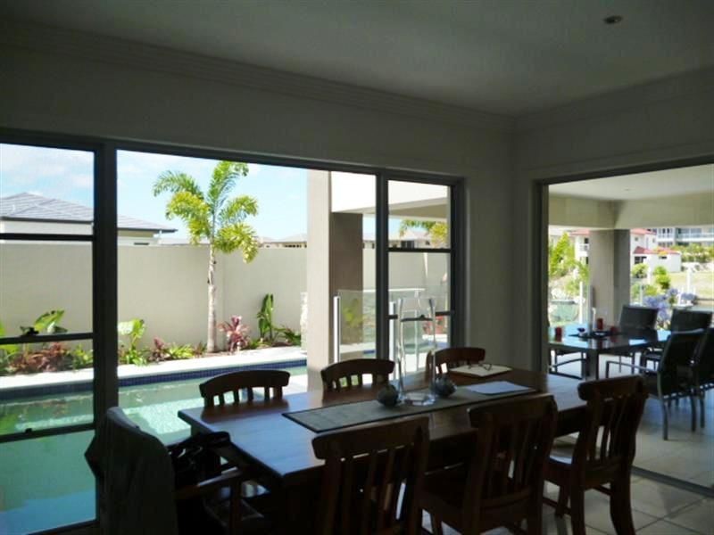 Hope Island QLD 4212